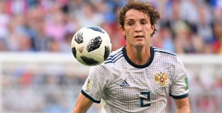 لاعب روسيا الذي طرده منتخب البرازيل عاد لينفجر في كأس العالم