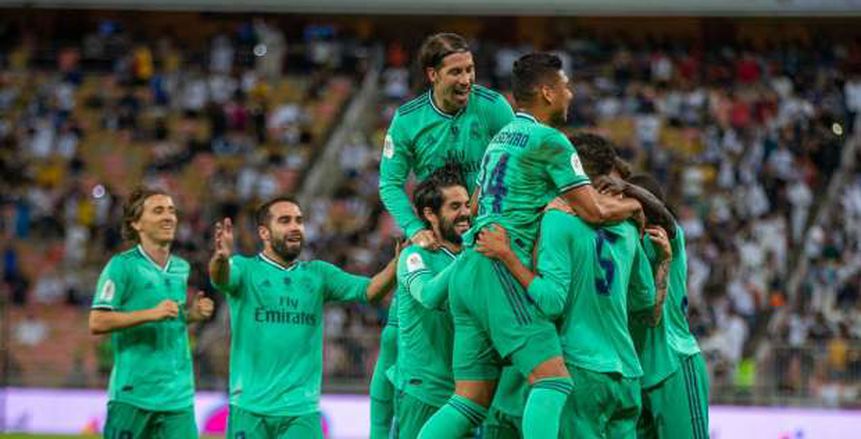 ريال مدريد يحتفى بالتأهل لنهائى السوبر الإسبانى «المجمع»