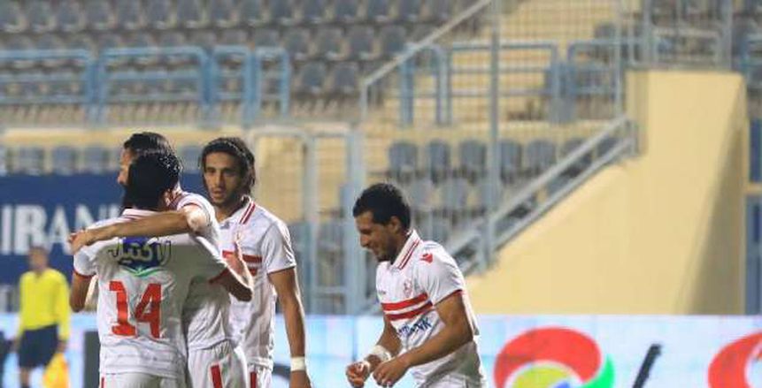 رئيس الزمالك يجتمع بلاعبيه بمران الفريق