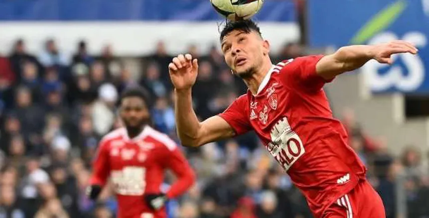 Une demande urgente du Français Brest à Al-Ahly concernant Achraf Dari : « Reporter la décision ».