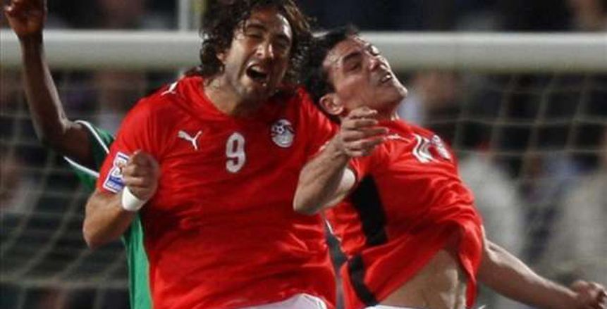 عمرو زكي يستعيد ذكريات أول هدف مع منتخب مصر (فيديو)