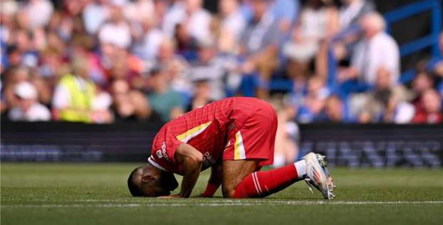 محمد صلاح يسجل هدف ليفربول الثالث في مانشستر يونايتد