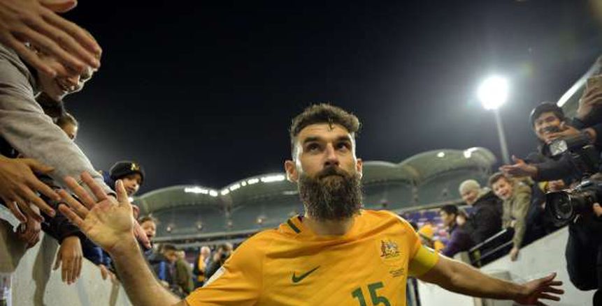 زميل "المحمدي" يقود أستراليا إلى كأس العالم بـ«هاتريك» في شباك هندوراس
