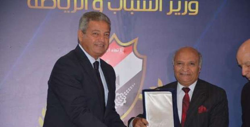 وزير الرياضة يكشف حقيقة دعمه لقائمة طاهر في الانتخابات