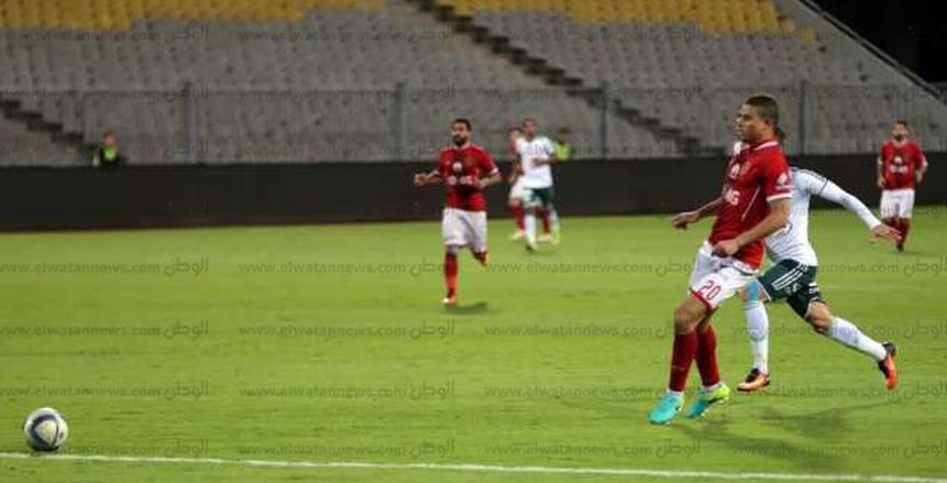 80 دقيقة| الأهلي يُسيطر على المباراة والمصري يحاول لتسجيل الهدف الأول