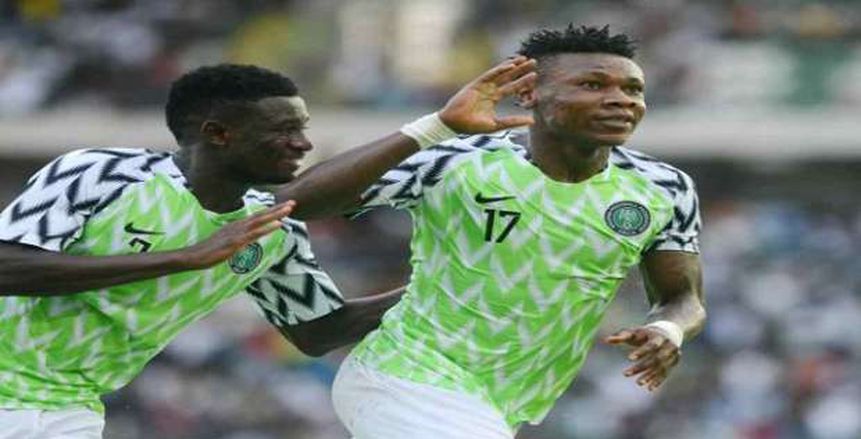 عاجل| لاعب نيجيريا يصاب بتوقف في عضله القلب
