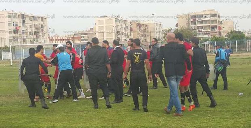 بالصور| اشتباكات بعد مباراة بورفؤاد وفاقوس في ترقي القسم الثاني