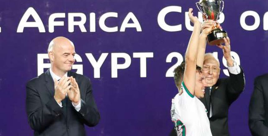 الجزائري إسماعيل بن ناصر يحصد جائزة "اكتشاف بطولة أمم أفريقيا 2019"