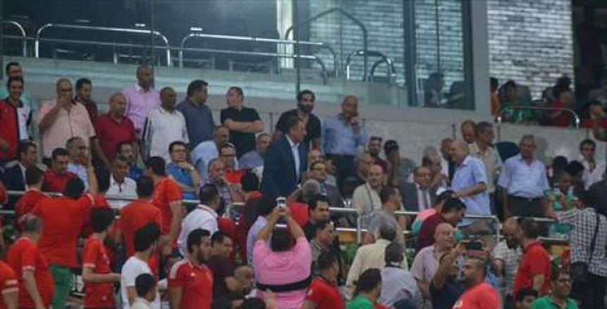 الأمن يوافق على حضور 5 آلاف مشجع لمباريات الأهلي والزمالك بالكأس