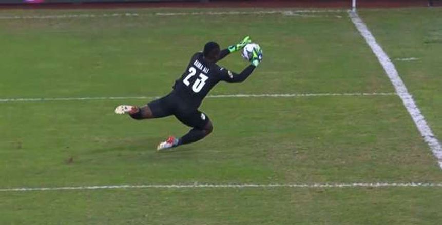 مدافع كوت ديفوار يحرس المرمى ضد سيراليون بعد إصابة الحارس بأمم أفريقيا