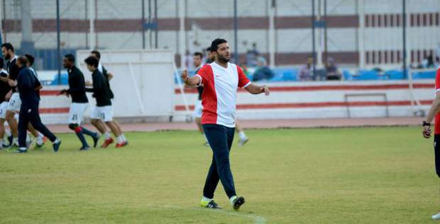 أمير عزمي يُساند سلة الزمالك أمام الجزيرة من المدرجات