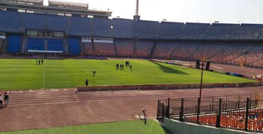 الزمالك يصل ستاد القاهرة ويعاين أرضية الملعب