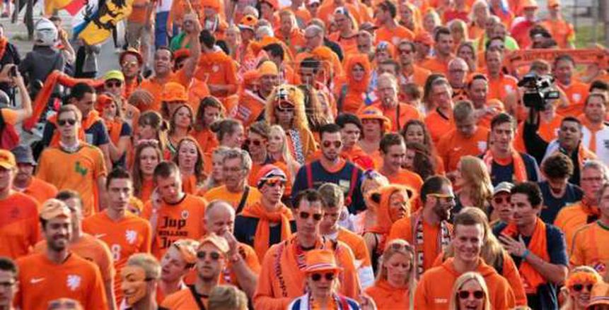 هولندا تمنع حضور الجماهير للمباريات لمدة عام
