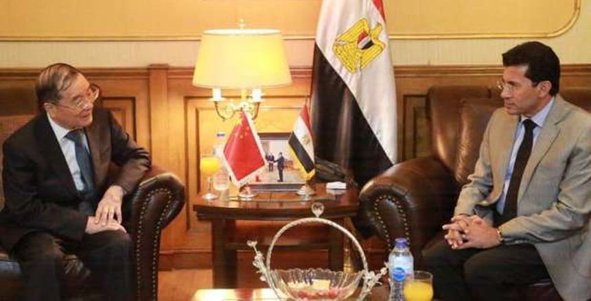 تفاصيل لقاء وزير الرياضة مع سفير الصين بالقاهرة