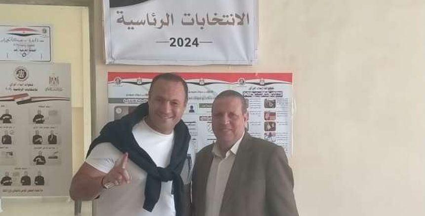 حسين لبيب ونادر السيد ورئيس اتحاد الكاراتيه يصوتون في انتخابات الرئاسة