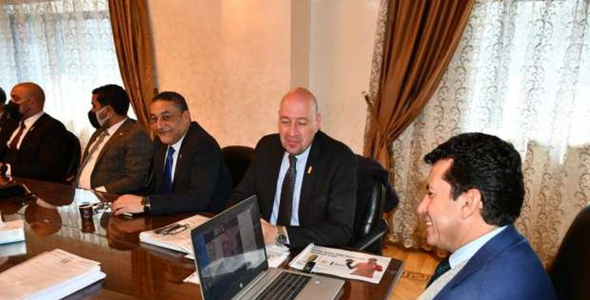 وزير الرياضة يناقش مع رئيس «الدولي للخماسي الحديث» استضافة مصر لكأس العالم