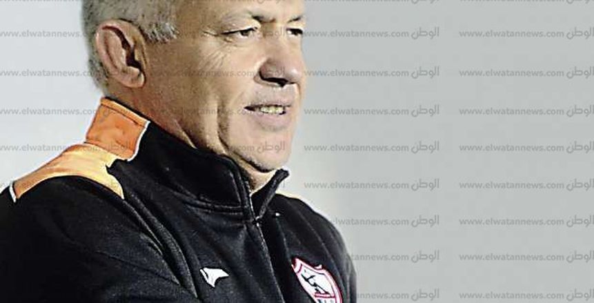 محمد حلمى يقيم لاعبو الزمالك مع المنتخبات