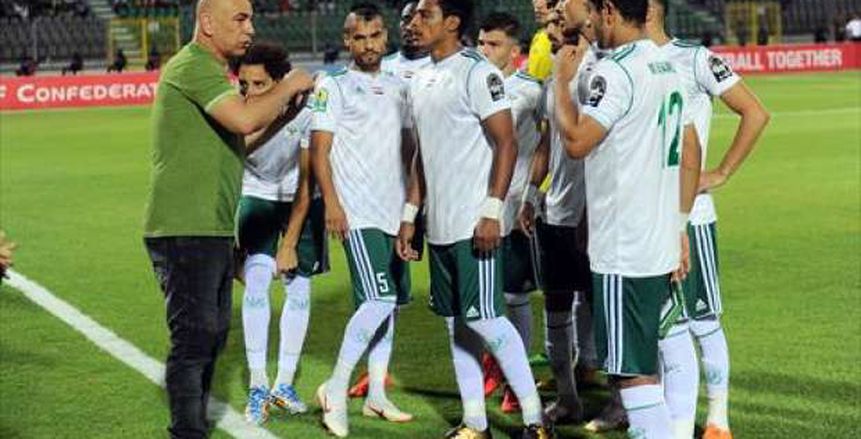 حسام حسن يوجه النصائح الأخيرة للاعبي المصري قبل مباراة اتحاد العاصمة