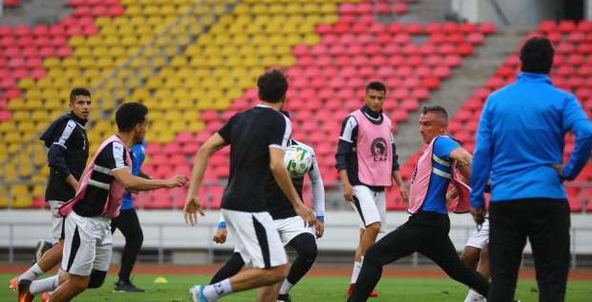 تقسيمة قوية في مران الزمالك قبل مواجهة أول أغسطس (فيديو)