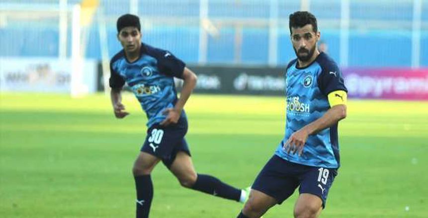 عبد الله السعيد ورمضان صبحي بقائمة بيراميدز لمواجهة البنك الأهلي في الدوري