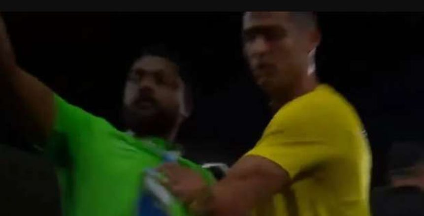 رونالدو يثير الجدل في أولى مشاركاته الرسمية بدوري أبطال آسيا.. (فيديو)