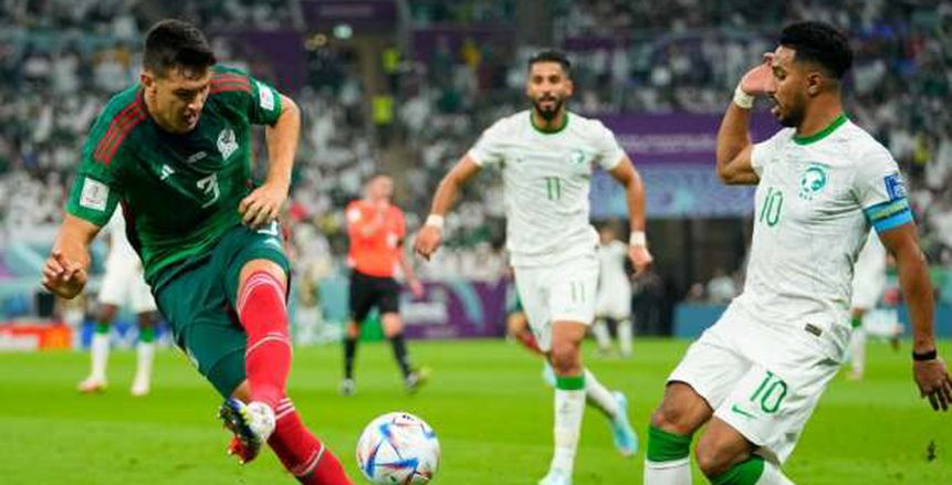 لسه الأماني ممكنة.. شوط أول سلبي بين السعودية والمكسيك في لقاء الحسم بكأس العالم