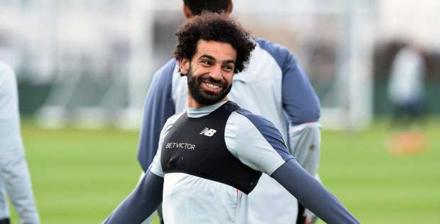 بالصور.. الابتسامة عنوان محمد صلاح في ليفربول بعد التألق أمام توتنهام