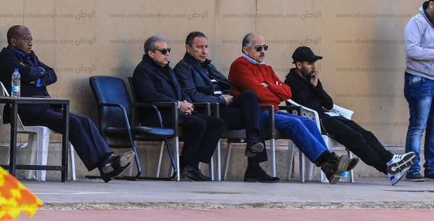 محمود الخطيب يدعم لاعبي الأهلي قبل موقعة بطل الجزائر
