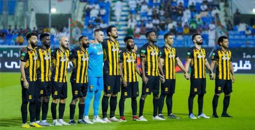 الموعد والقنوات الناقلة .. الاتحاد السعودي في مهمة لإعادة الصدارة أمام النصر