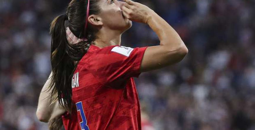 لاعبة أمريكا تكشف سبب احتفالها الغامض أمام إنجلترا
