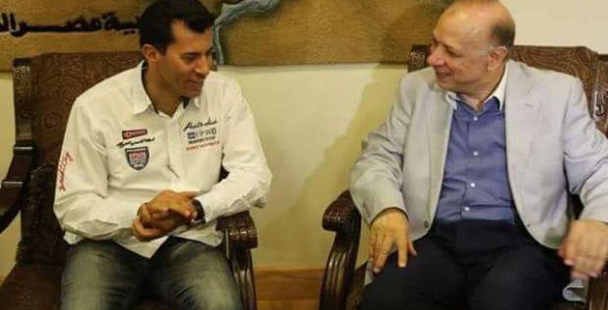 وزير الرياضة يستقبل محافظ القاهرة بمركز شباب الجزيرة