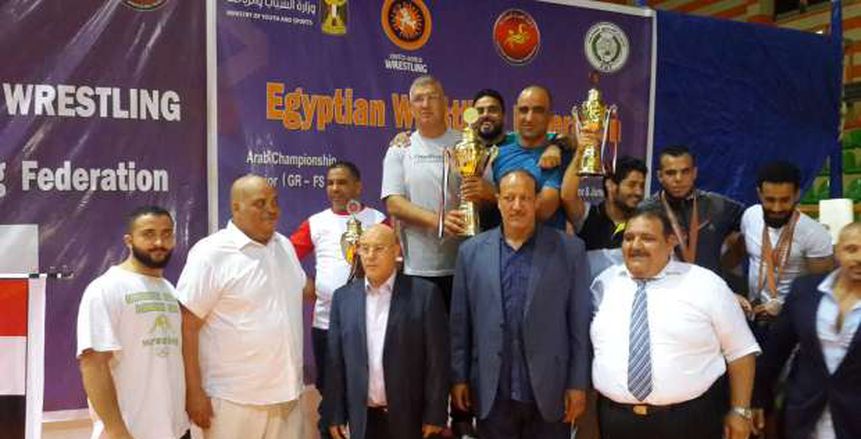 بالصور| منتخب المصارعة يتصدر ترتيب البطولة العربية برصيد 8 ميداليات