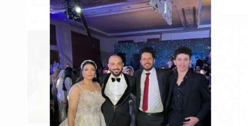 نجوم كرة القدم وعمر كمال وأورتيجا في حفل زفاف مصطفى أبو إسماعيل