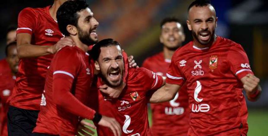 لاعبو الأهلي يدعمون علي معلول باللهجة التونسية قبل أولى مواجهات كأس العالم