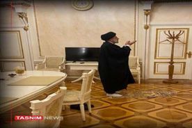 الرئيس الإيراني إبراهيم رئيسي يصلي العشاء في الكرملين