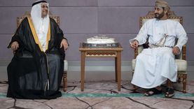 رئيس البرلمان العربي يصل إلى سلطنة عمان في زيارة رسمية