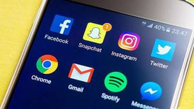 تحذير لأصحاب الهواتف من تطبيقات فيسبوك ويوتيوب مزيفة