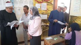 قيادات الأزهر تتفقد امتحانات الثانوية بمعاهد الإسكندرية