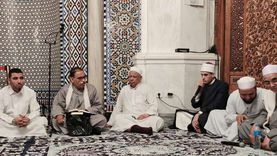 تنظيم مقرأة بمسجد الحسين في ذكرى استشهاده يوم عاشوراء «صور»