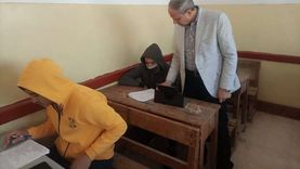محافظ كفر الشيخ ووكيل التعليم يتابعان سير الامتحانات