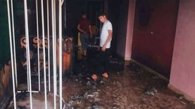 المعمل الجنائي يعاين حريق محل للحلويات في بنها: ماس كهربائي السبب