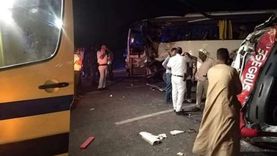 بالأسماء.. إصابة 4 أشخاص في حادث انقلاب سيارة على طريق إدكو بالبحيرة