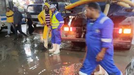 استمرار رفع حالة الطوارئ في مدن القناة لمواجهة الأمطار «صور»