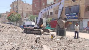 محافظ المنيا يتابع نسب تنفيذ مشروعات الصرف الصحي بمركز سمالوط