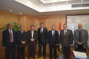 بالصور| مقترحات وتوصيات في لقاء وفد مركز معلومات مجلس الوزراء بمحافظ الفيوم