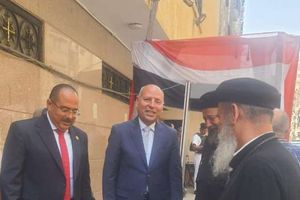 نائب محافظ القاهرة يزور كنيسة مارمينا