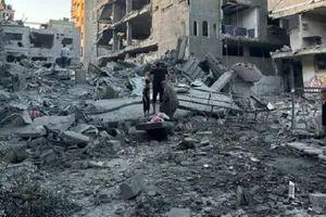 أثار القصف الإسرائيلي على غزة