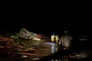 آثار الدمار في أحد المنازل جراء الإعصار في ولاية أوكلاهوما