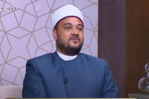 الدكتور أحمد نبوي، الأستاذ بجامعة الأزهر الشريف