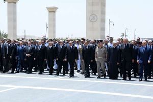 الرئيس السيسي خلال مشاركه في جنازة والدة مصطفى مدبولي